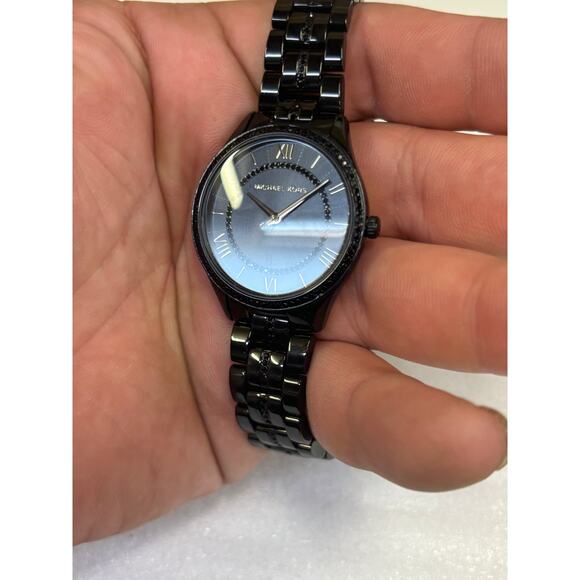 Michael Kors Lauryn 4337 Women’s Watch! New Battery! - Picture 11 of 12